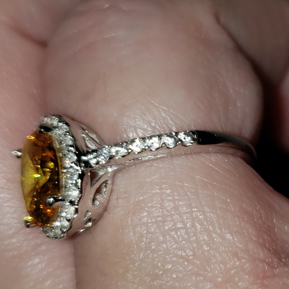 QVC Diamonique canary oval stone w/halo setting - Picture 11 of 16